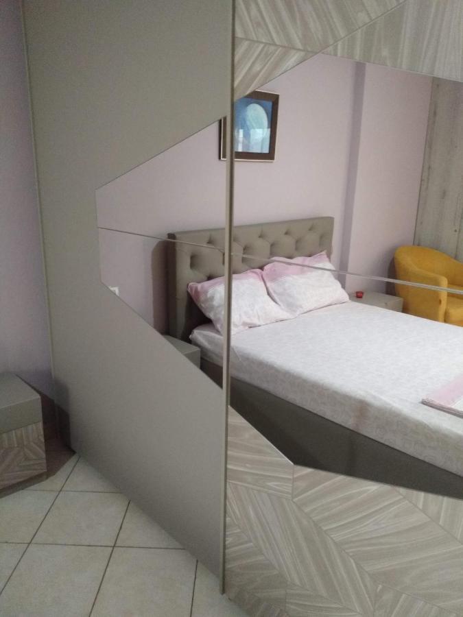 Sarah Appartamento Vlorë Extérieur photo